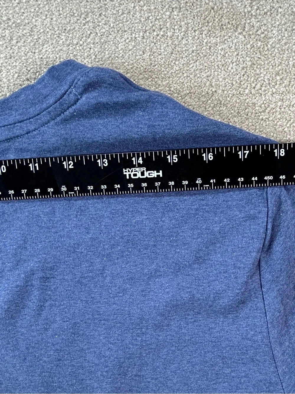 Bundle of Two Banana Republic Luxe Touch Performance Tees Size Large